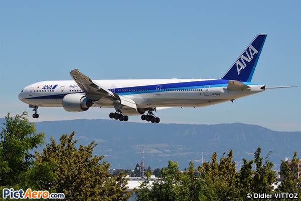 Boeing 777-381/ER (All Nippon Airways)