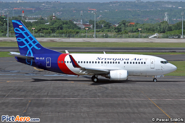 Boeing 737-524/WL (Sriwijaya Air)