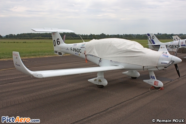 Dyn'Aero MCR-4S 2002 (L'Aérienne du Choletais)