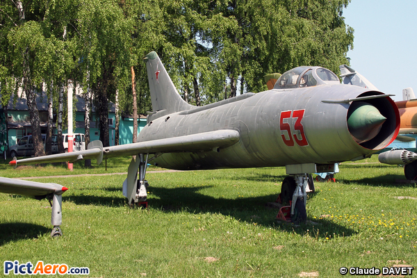 Sukhoi Poland Su-7BM Fitter A (Soviet Union - Air Force)