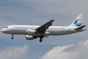 Airbus A320-214 (LY-VEW)
