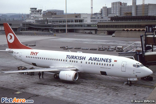 Boeing 737-4Y0 (Turkish Airlines)