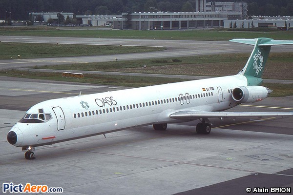 McDonnell Douglas MD-82 (DC-9-82) (Oasis International Airlines)