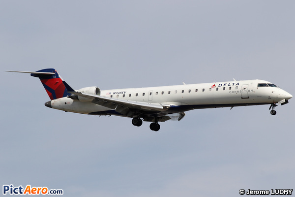 Bombardier CRJ-700 (Canadair CL-600-2C10 Regional Jet) (Delta Connection (ExpressJet Airlines))