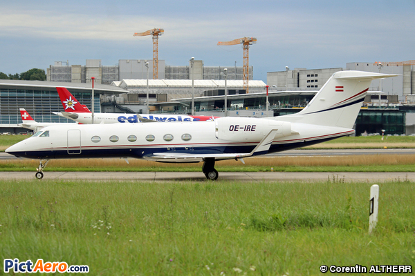 Gulfstream Aerospace G-IV X (G450) (Avcon Jet)