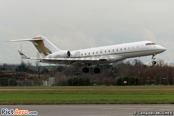 Bombardier BD-700-1A10 Global Express (TAG Aviation (UK))