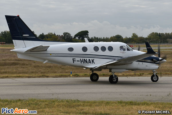 Beech C90GTx (France - Direction Générale de l'Aviation Civile)