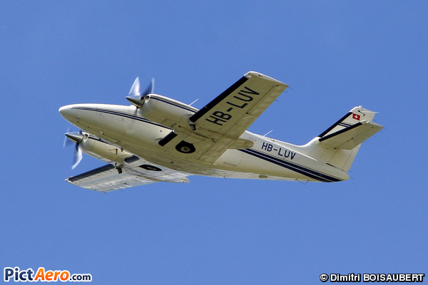 Cessna T303 Crusader (303 Flyers AG )