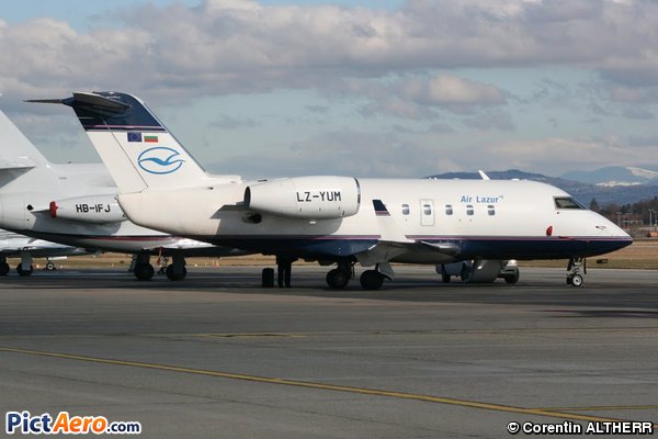Canadair CL-600-1A11 Challenger (Air Lazur)