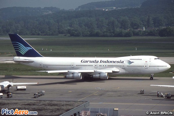 Boeing 747-2U3B SF (Garuda Indonesia)