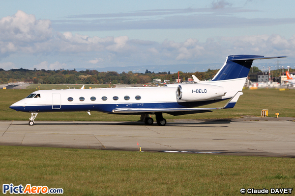 Gulfstream Aerospace G-550 (G-V-SP) (Private)