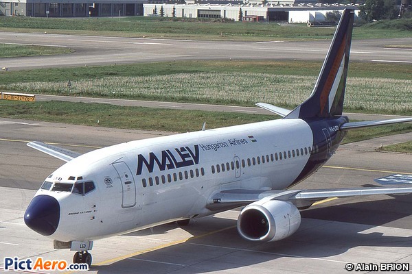 Boeing 737-3Y0 (Malév Hungarian Airlines)