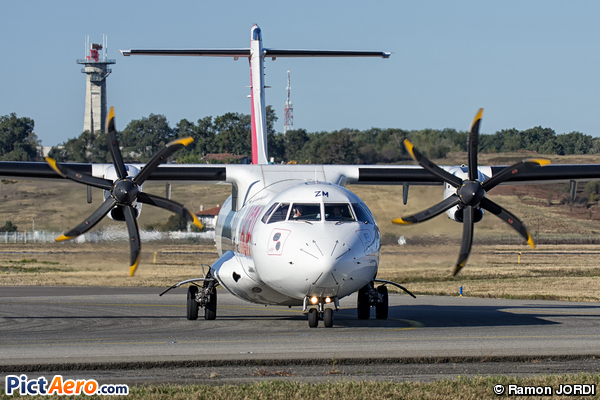 ATR 72-212A  (HOP!)