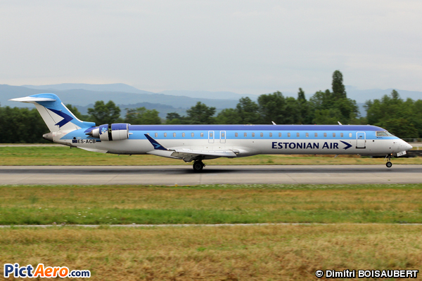 Bombardier CRJ-900ER (Estonian Air)