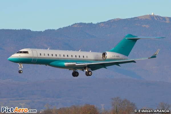 Bombardier BD-700-1A10 Global Express (Luxaviation SA)