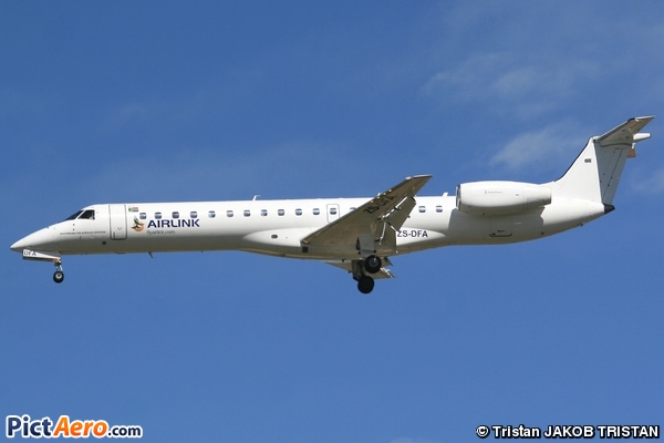 Embraer ERJ-145EP (South African Airlink)