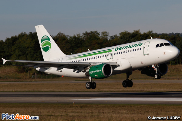 Airbus A319-111 (Germania)
