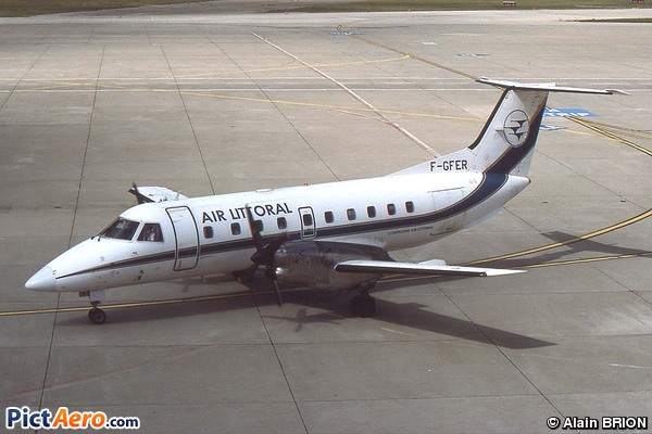 Embraer EMB-120 ER Brasilia (Air Littoral)