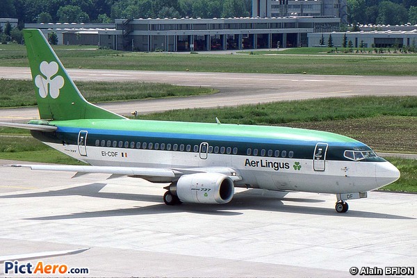 Boeing 737-548 (Aer Lingus)