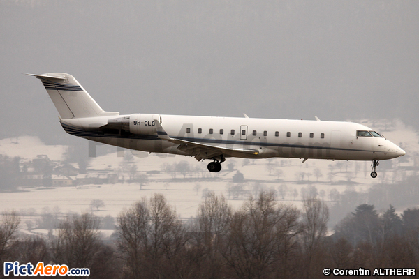 Canadair CL-600-2B19 challenger 850 (Air X Charter Ltd)