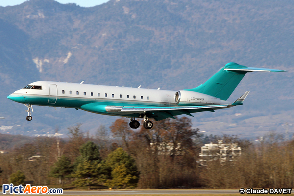 Bombardier BD-700-1A10 Global Express (Luxaviation SA)