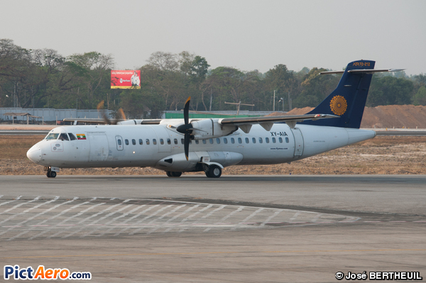 ATR 72-212 (Myanmar National Airlines)