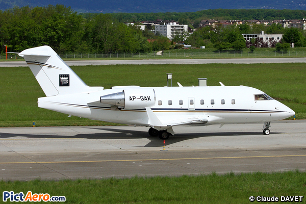 Canadair CL-600-2B16 Challenger 604 (prestige jet rental llc)