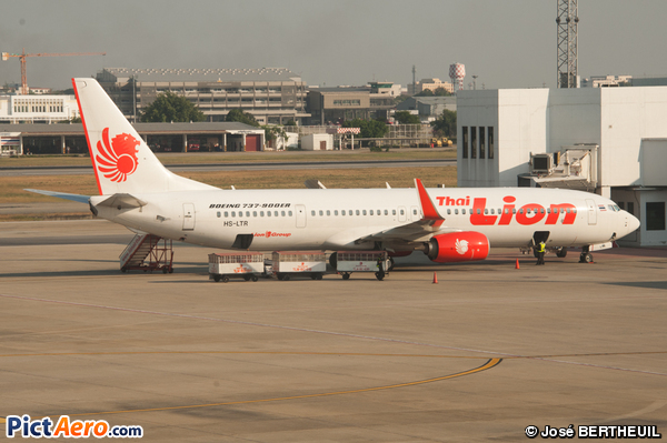 Boeing 737-9GP/ER (Thai Lion Air)