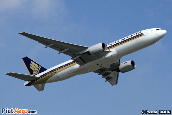 Boeing 777-212/ER (Singapore Airlines)