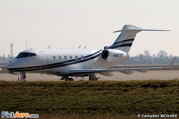 Bombardier BD-100-1A10 Challenger 300 (Palm Air Holdings LLC)