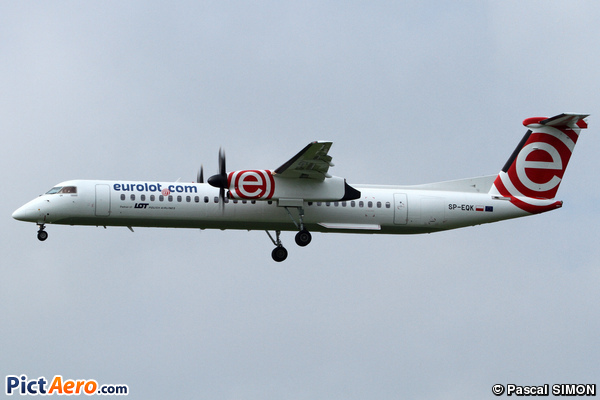 De Havilland Canada DHC-8-402Q Dash 8 (EuroLOT)