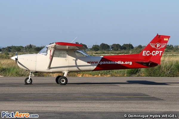 Reims F150 L (Panamedia International Flight School Spain)