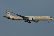 Boeing 777-3FX/ER (A6-ETD)