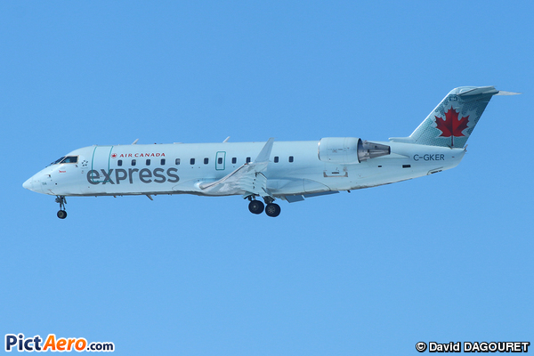 Bombardier CRJ-200LR (Air Canada Express)