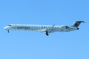 Bombardier CRJ-705 (C-FCJZ)