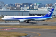 Boeing 767-381/ER (JA8670)