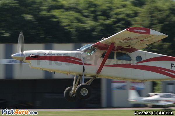 Pilatus PC-6/B2-H2 Turbo Porter (OJB Parachutisme)