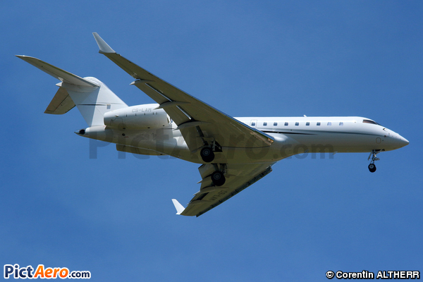 Bombardier BD-700-1A11 Global 5000 (Executive Jet Management Europe)