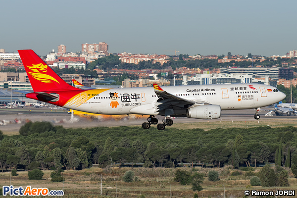 Airbus A330-243 (Capital Airlines)