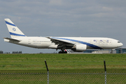 Boeing 777-258/ER (4X-ECB)