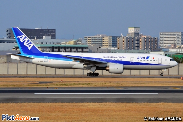 Boeing 777-281 (All Nippon Airways)