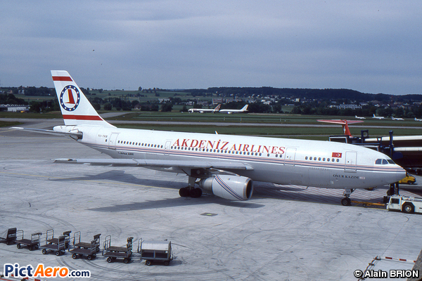 Airbus A300B4-103 (Akdeniz Airlines)