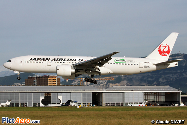Boeing 777-246/ER (Japan Airlines (JAL))