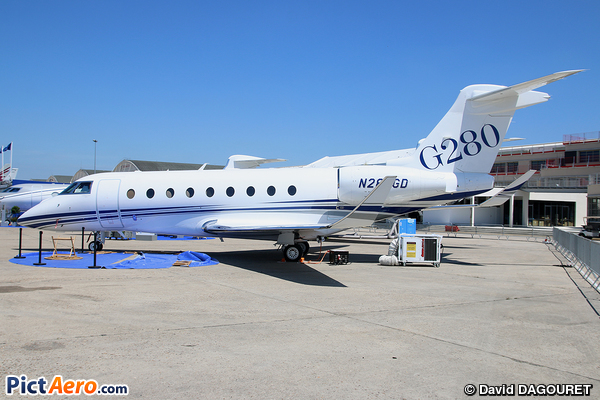 Gulfstream G280 (Private / Privé)