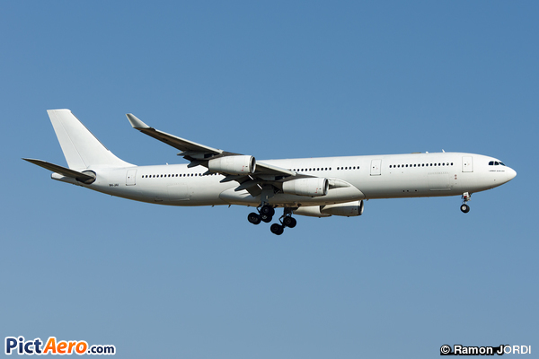 Airbus A340-313 (Hifly Malta)