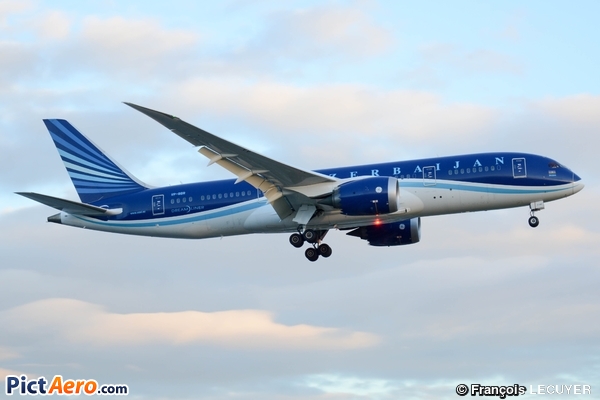 Boeing 787-8 Dreamliner (Azerbaijan Airlines)