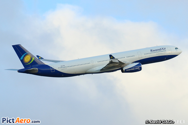 Airbus A330-343 (Rwandair)