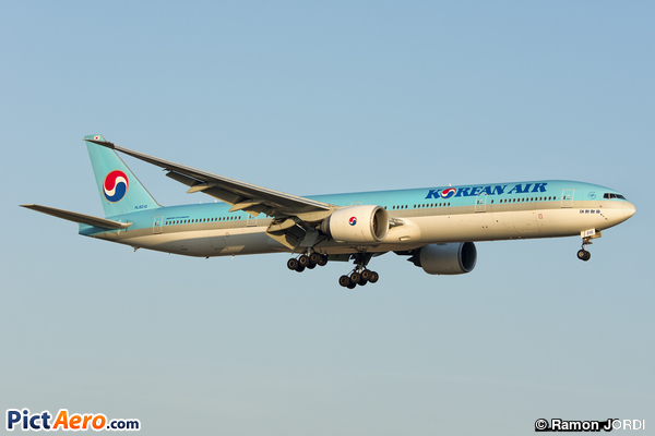 Boeing 777-3B5/ER (Korean Air)