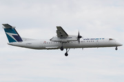 De Havilland Canada DHC-8-402Q Dash 8 (C-FENJ)