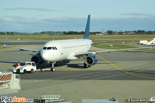 Airbus A320-231 (Dart Airlines)